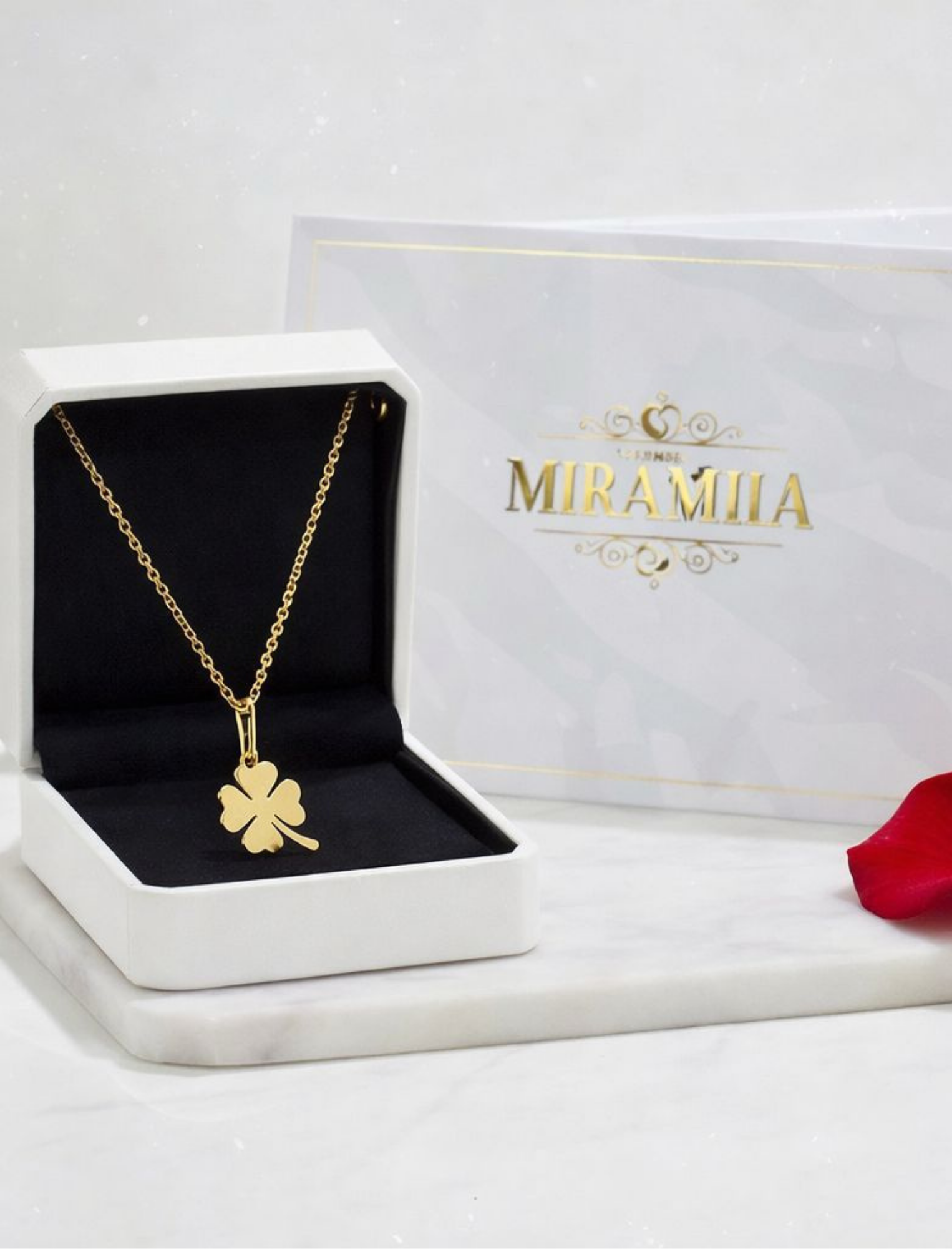 Collar Trébol Dorado – Mira Mila