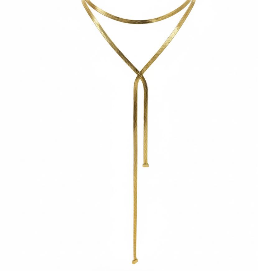 Collar Cadena Dorada Esencial – Mira Mila