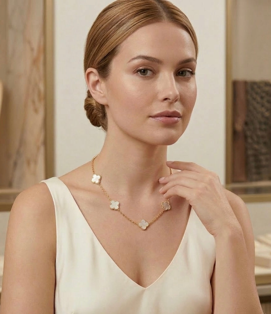 Collar Trébol Nácar – Mira Mila